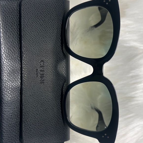 Celine Elegant Black Sunglasses - Picture 2 of 9